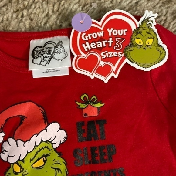Dr. Seuss  Grinch Onesie (6-12 months) Unisex (Brand New) - Picture 2 of 5